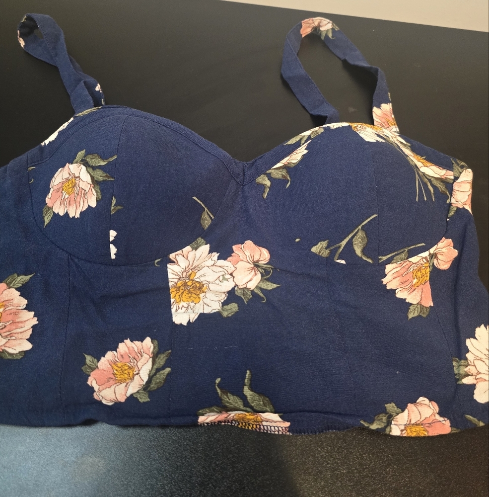 Xhilaration Floral Blue Crop Top